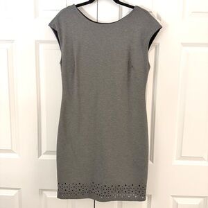 🏷️ Banana Republic Ponte Sheath Dress